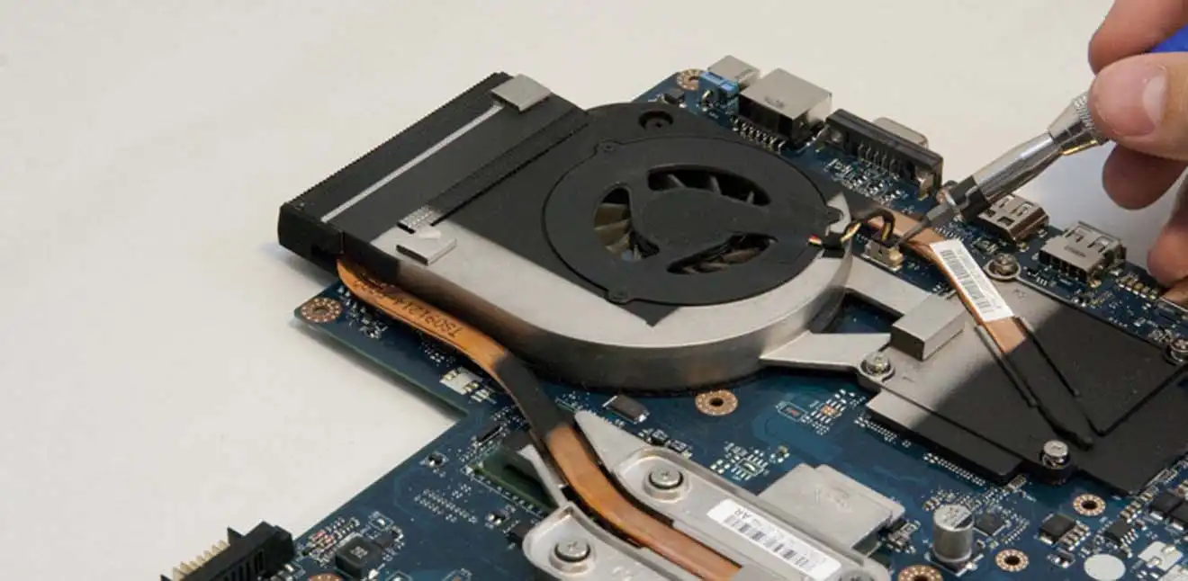 Чистка ноутбука Packard Bell от пыли в Красноярске | Замена термопасты